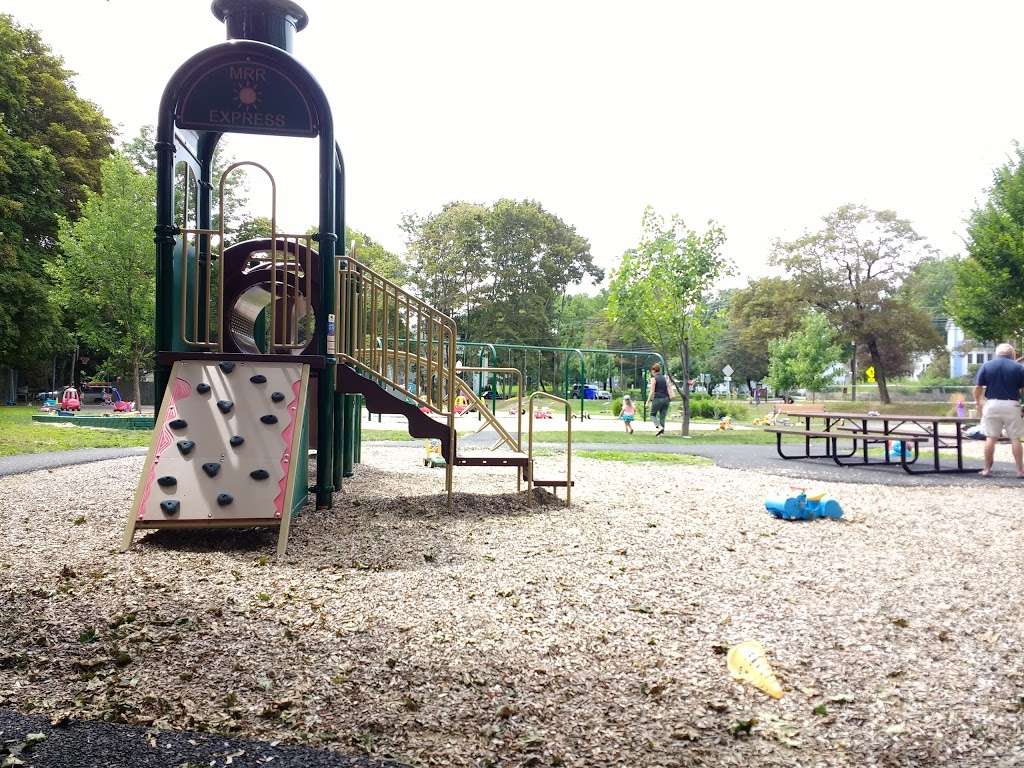 Ballardvale Playground | 164 Andover St #168, Andover, MA 01810, USA