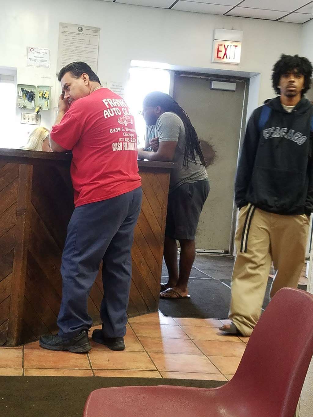 Franks Auto Glass Repair Chicago | 6341 S Wentworth Ave, Chicago, IL 60621, USA | Phone: (773) 488-7700