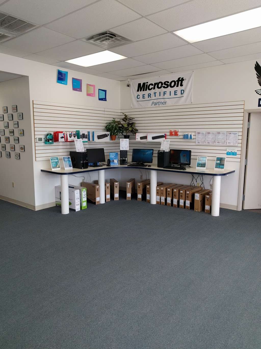 ESH Computer Center | 5351 Lincoln Hwy, Gap, PA 17527, USA | Phone: (717) 442-1080