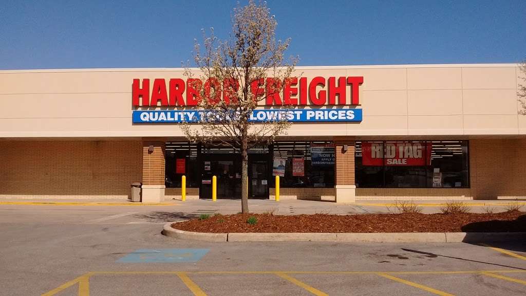 Harbor Freight Tools | 2120 E Moreland Blvd, Waukesha, WI 53186, USA | Phone: (262) 333-0001