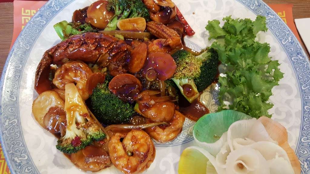 Eastern Dragon Chinese & Jpns | 830 Upper State Rd, North Wales, PA 19454, USA | Phone: (215) 855-0366