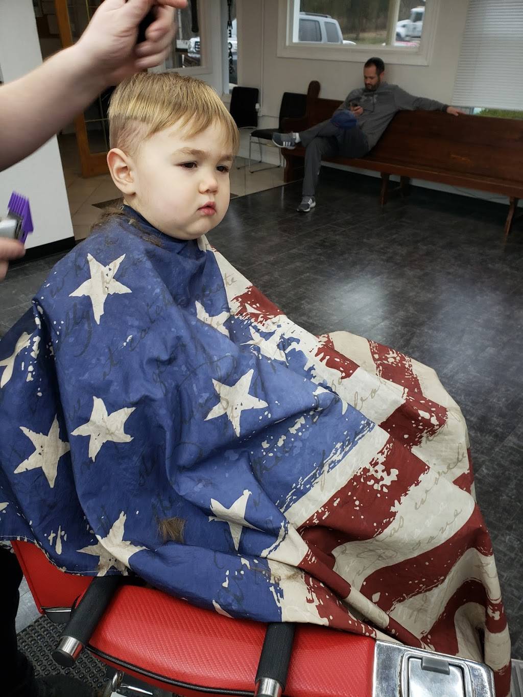 Bruce’s barber shop | 8206 KY-44, Mt Washington, KY 40047, USA | Phone: (502) 553-7236