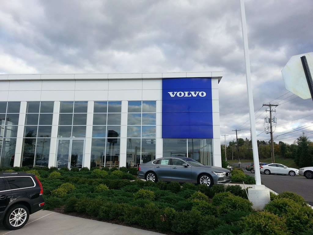 Ken Pollock Volvo Cars | 339 PA-315, Pittston, PA 18640, USA | Phone: (570) 655-4575