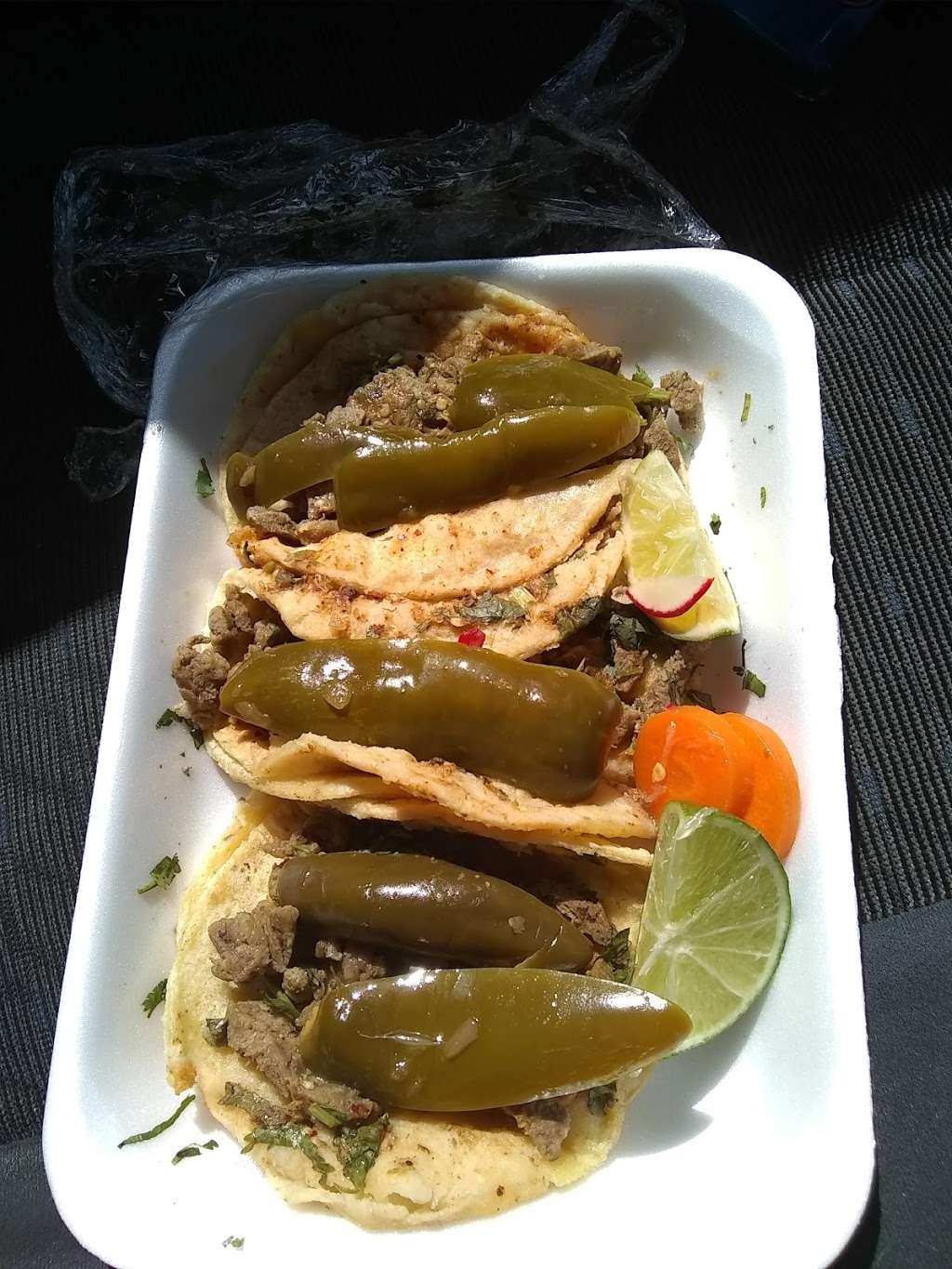 Tacos El Chavito | 17500-, 17698 Morgan Ln, Huntington Beach, CA 92647, USA | Phone: (714) 791-8537