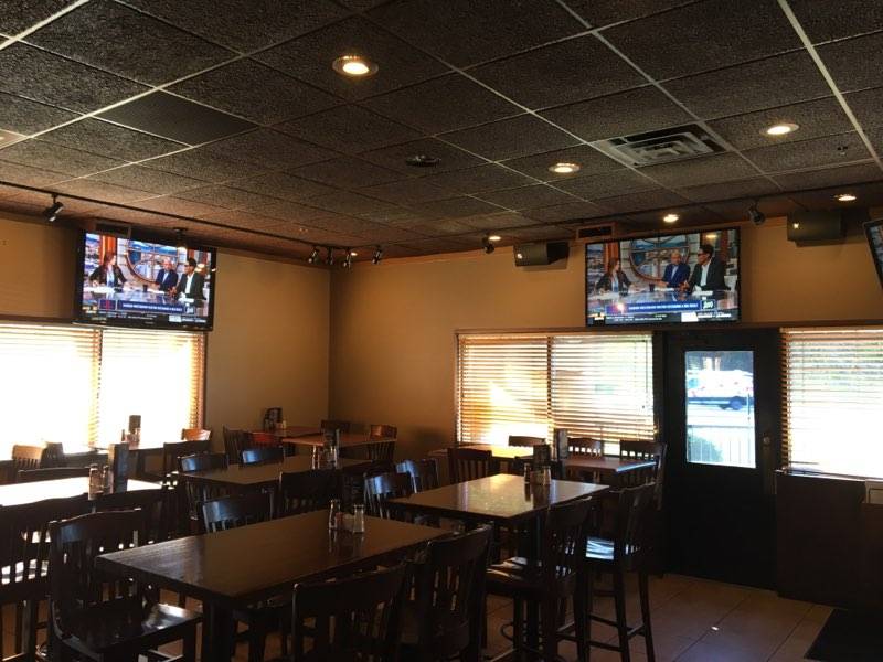 Scoreboard Bar and Grill | 5765 Sanibel Dr, Minnetonka, MN 55343, USA | Phone: (952) 935-6537