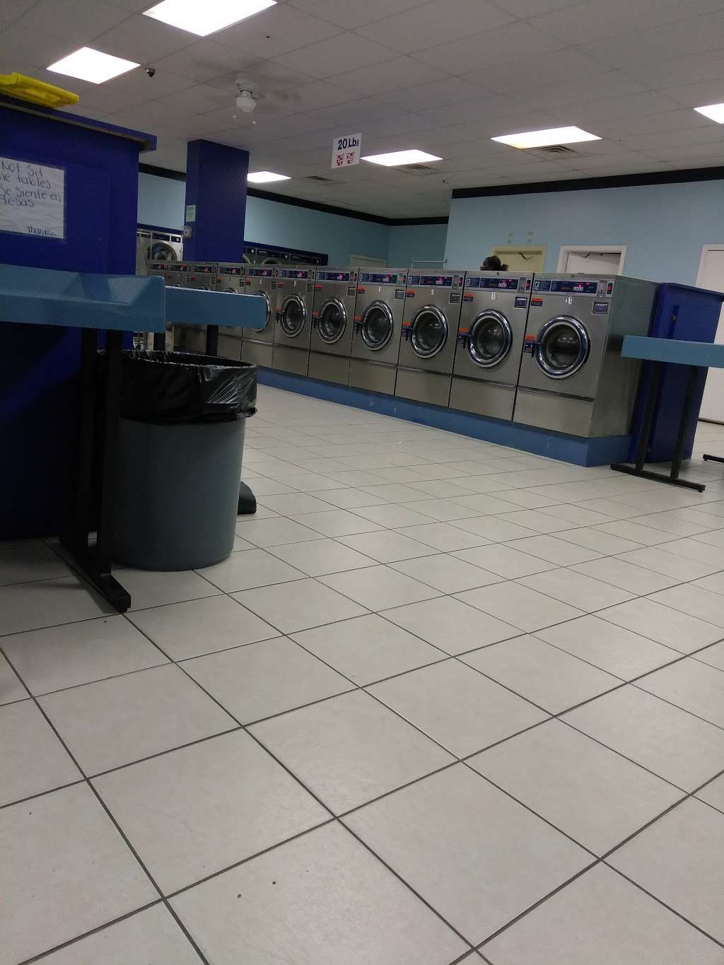 Aqua Clean Washateria | 5175 Little York Rd, Houston, TX 77016, USA | Phone: (713) 633-3323