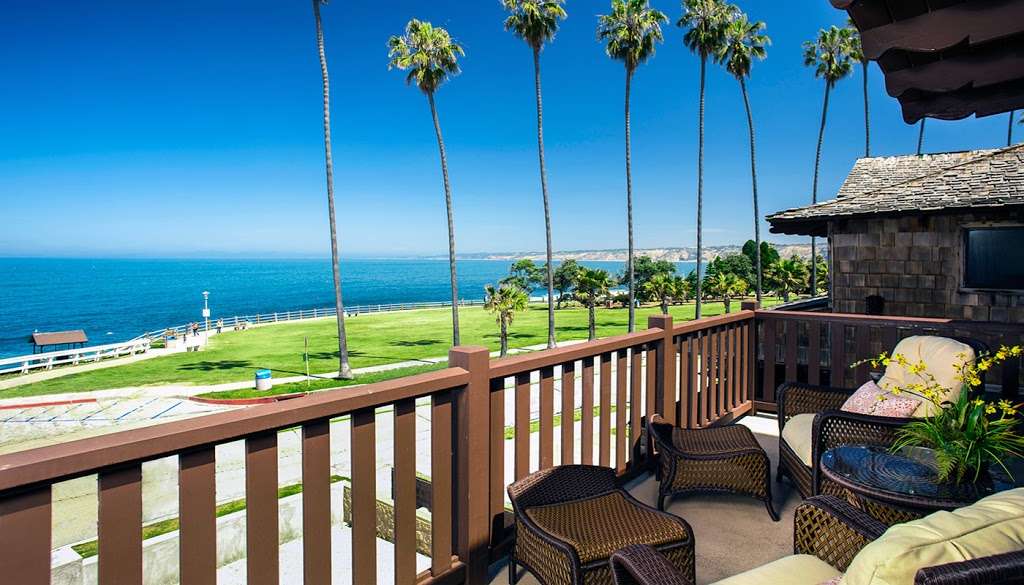 Pantai Inn | 1003 Coast Blvd, La Jolla, CA 92037, USA | Phone: (858) 224-7600