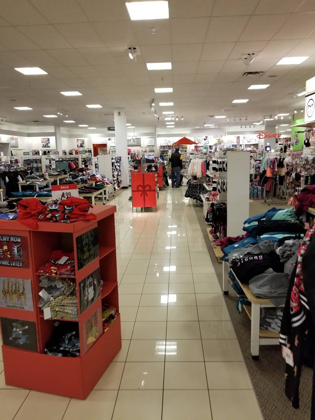 JCPenney | 3333 Marketplace Dr, Council Bluffs, IA 51501 | Phone: (712) 366-1107
