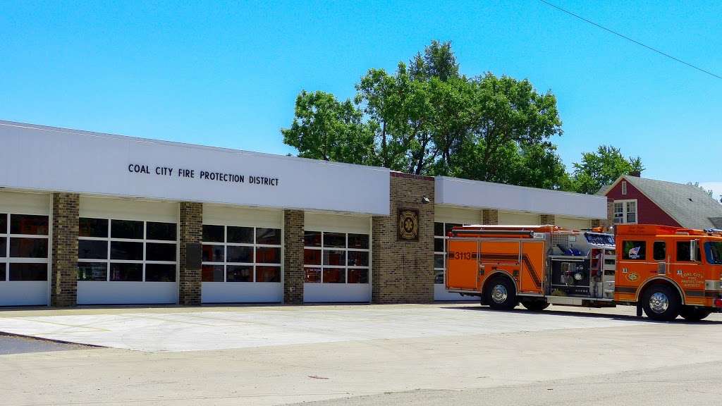 Coal City Fire Protection District Station 1 | 35 S De Witt Pl, Coal City, IL 60416 | Phone: (815) 634-4700