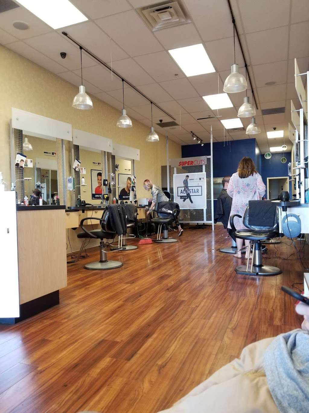 Supercuts | 110 IN-267, Avon, IN 46123 | Phone: (317) 272-4950