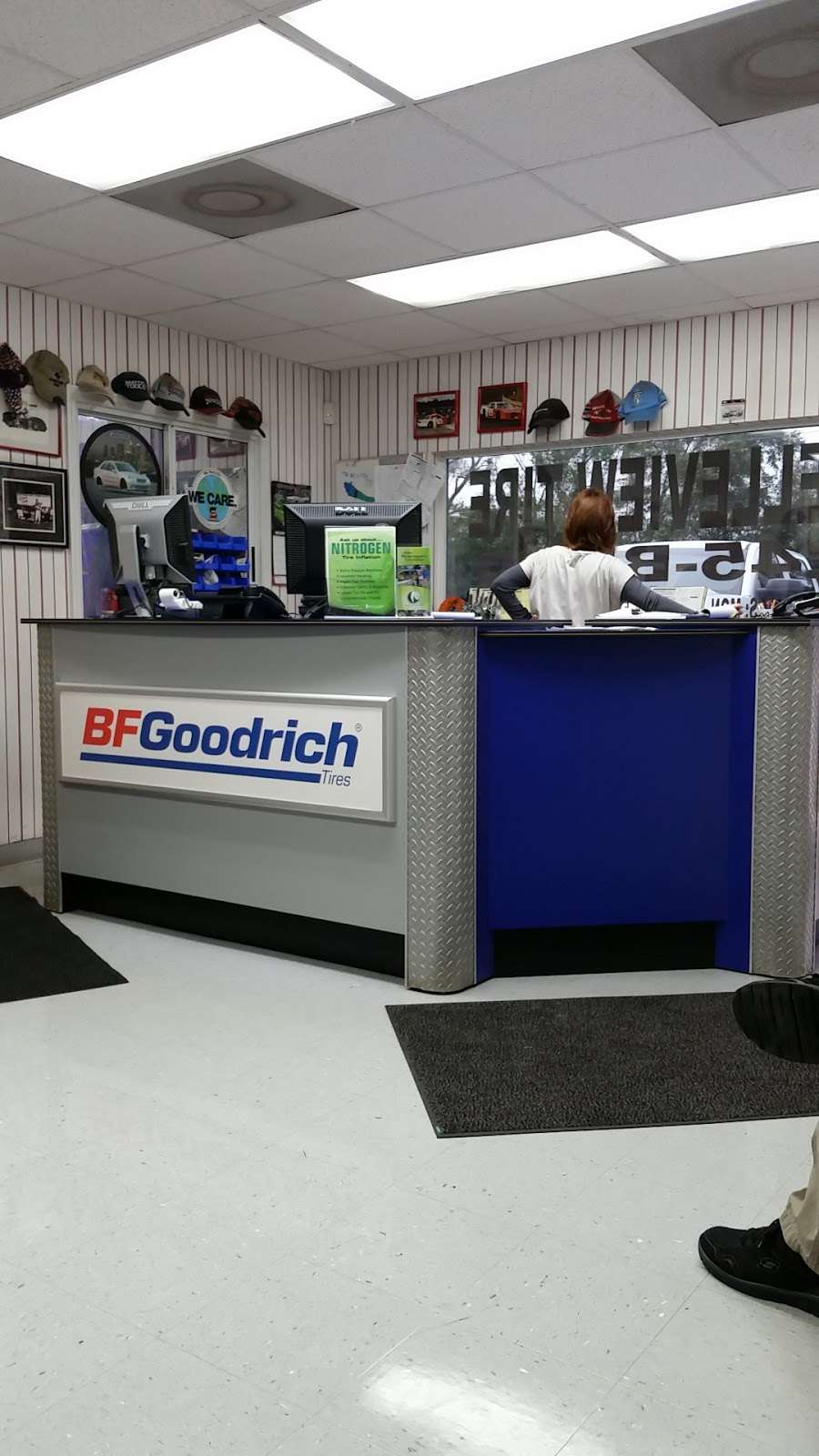 Boulevard Tire Center | 9965 SE 58th Ave, Belleview, FL 34420, USA | Phone: (352) 245-7017