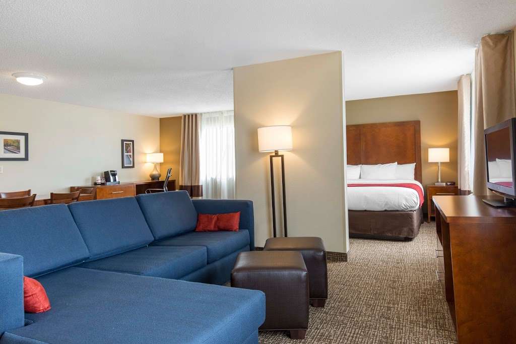 Comfort Inn | 100 E Shore Ct, La Porte, IN 46350, USA | Phone: (219) 326-7900