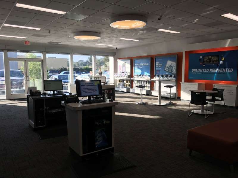 AT&T Store | 13679 Foothill Blvd b, Sylmar, CA 91342 | Phone: (818) 888-9560