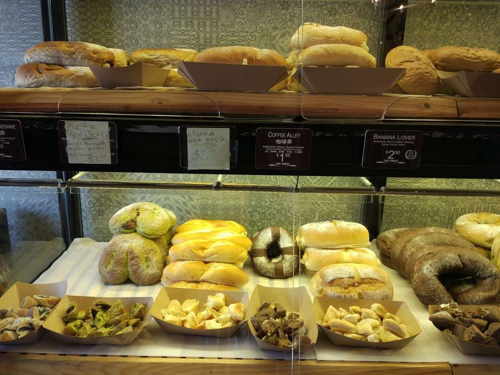 Duke Bakery | 15435 Jeffrey Rd #105, Irvine, CA 92618, USA | Phone: (949) 857-8887