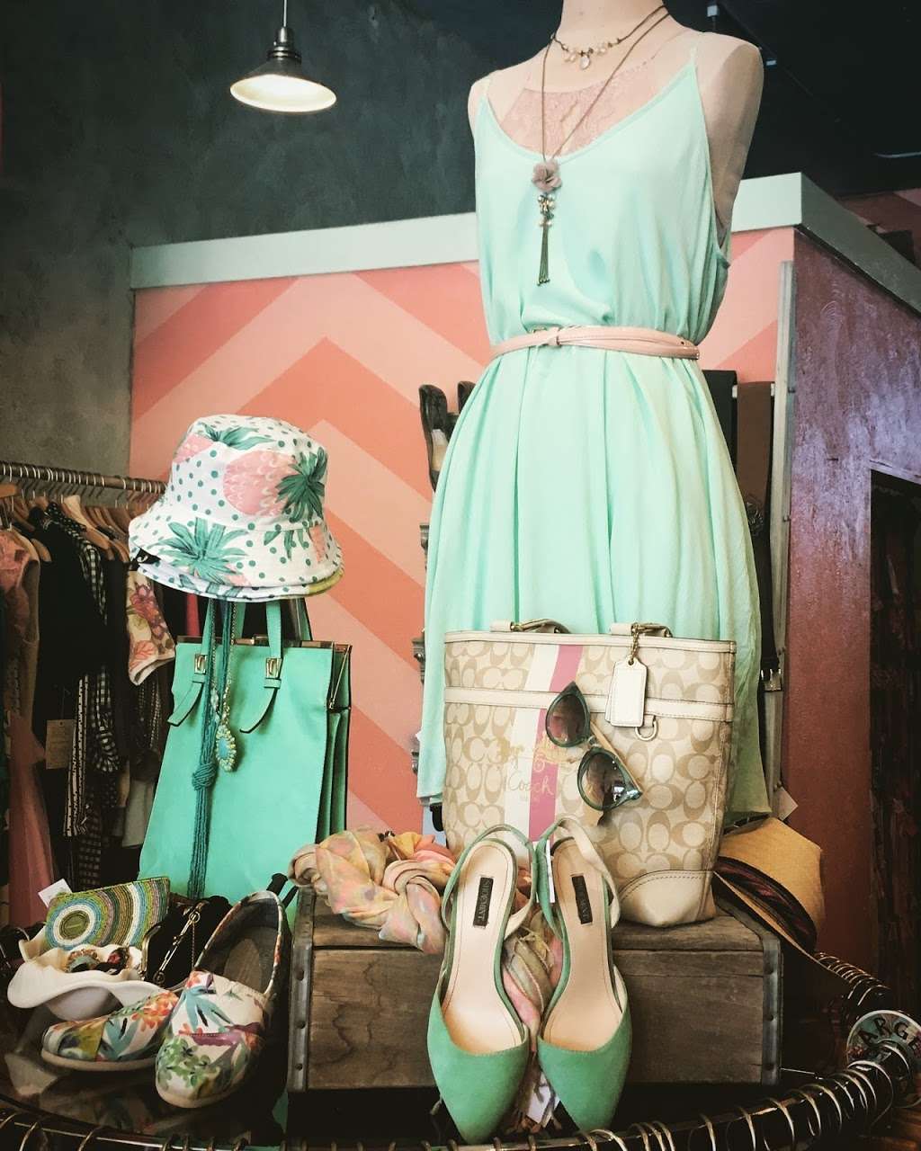 birds & belles boutique | 1113 S Pearl St, Denver, CO 80210 | Phone: (720) 296-2047