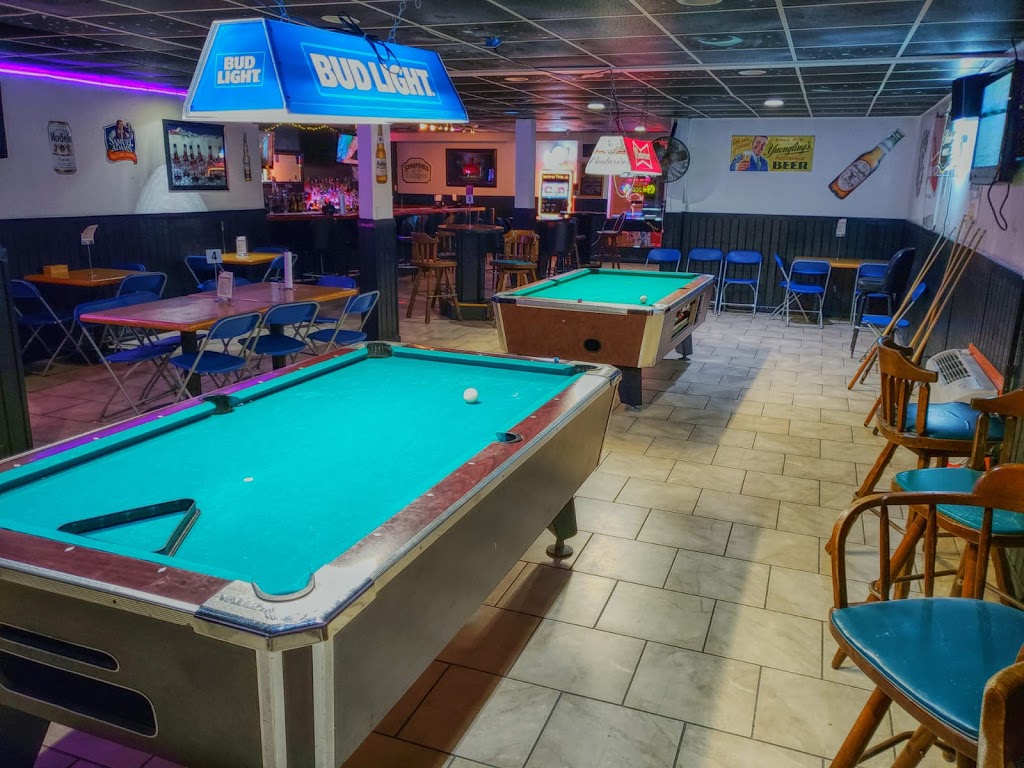 RUSTY GATORZ BAR&GRILL | 20329 US-27, Clermont, FL 34715 | Phone: (352) 223-9084