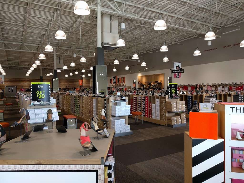 DSW Designer Shoe Warehouse, 24600 Katy 