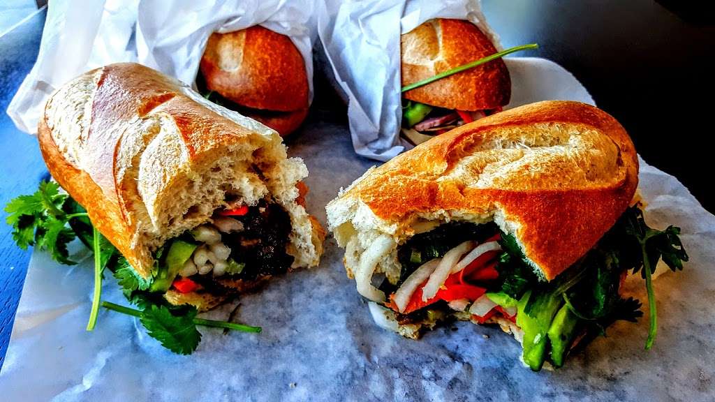 Thien Huong Sandwiches & Bakery | 1631 E Capitol Expy #106, San Jose, CA 95121, USA | Phone: (408) 499-3638