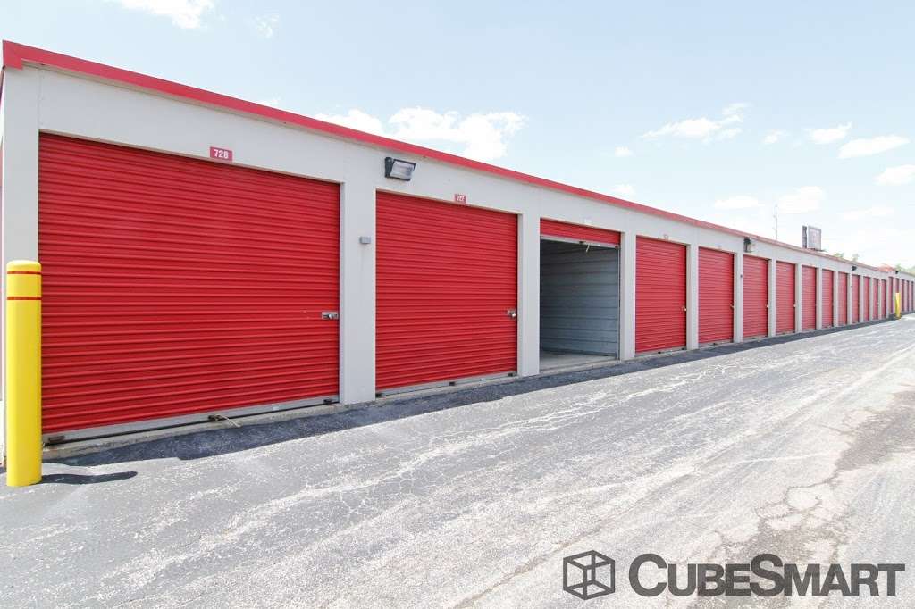 CubeSmart Self Storage | 3301 Buckley Rd, North Chicago, IL 60064, USA | Phone: (847) 689-8005