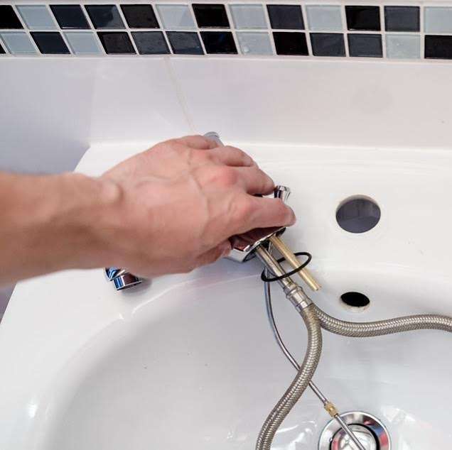 Nee Plumbing | 252 Noak Hill Rd, Billericay CM12 9UP, UK | Phone: 07958 997132