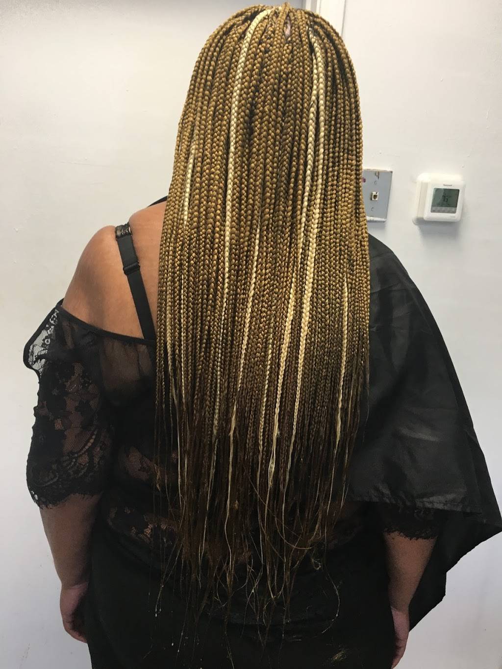 Zena african hair braiding | 6274 Mableton Pkwy SW, Mableton, GA 30126, USA | Phone: (770) 255-8731