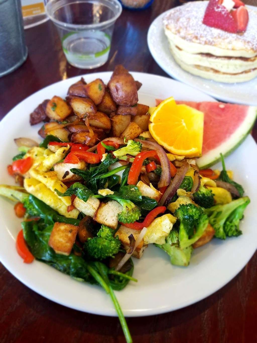 The Cannery Café | 22380 Foothill Blvd, Hayward, CA 94541, USA | Phone: (510) 581-0103