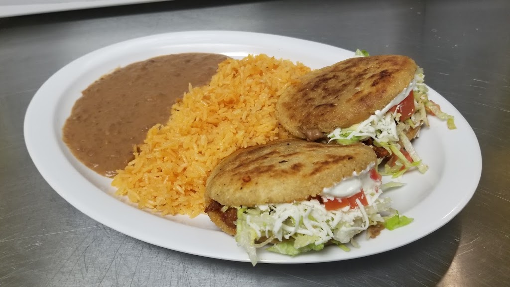 El Camino Real Restaurant | 14100 Camino Real, Niederwald, TX 78640, USA | Phone: (512) 376-9383