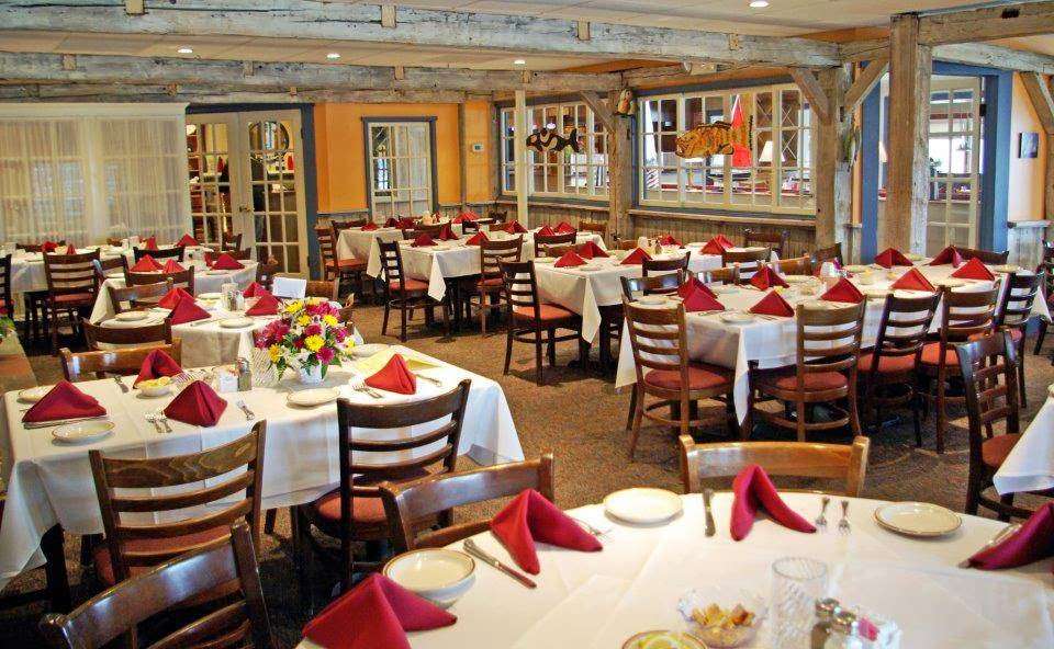 Pirates Cove Restaurant | 4817 Riverside Dr, Galesville, MD 20765, USA | Phone: (410) 867-2300