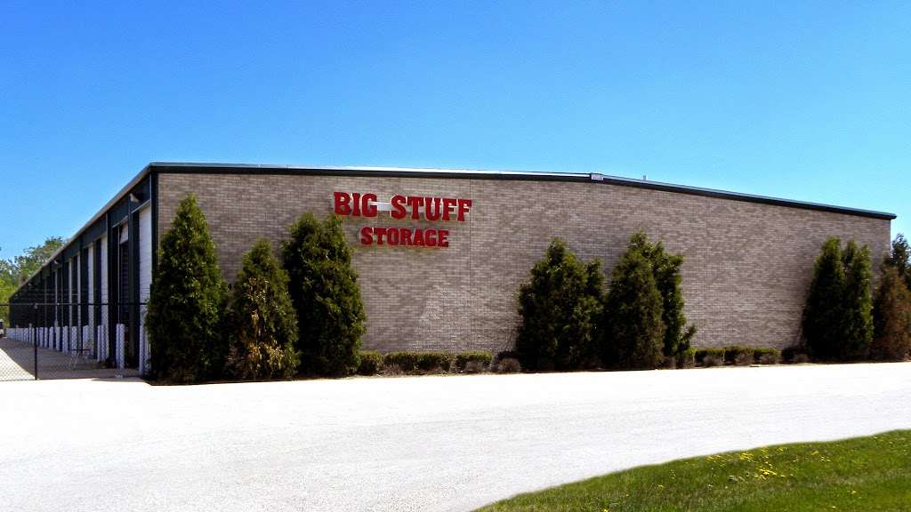 Big Stuff Storage | 1400 Industrial Dr, Lake in the Hills, IL 60156, USA | Phone: (847) 658-7360