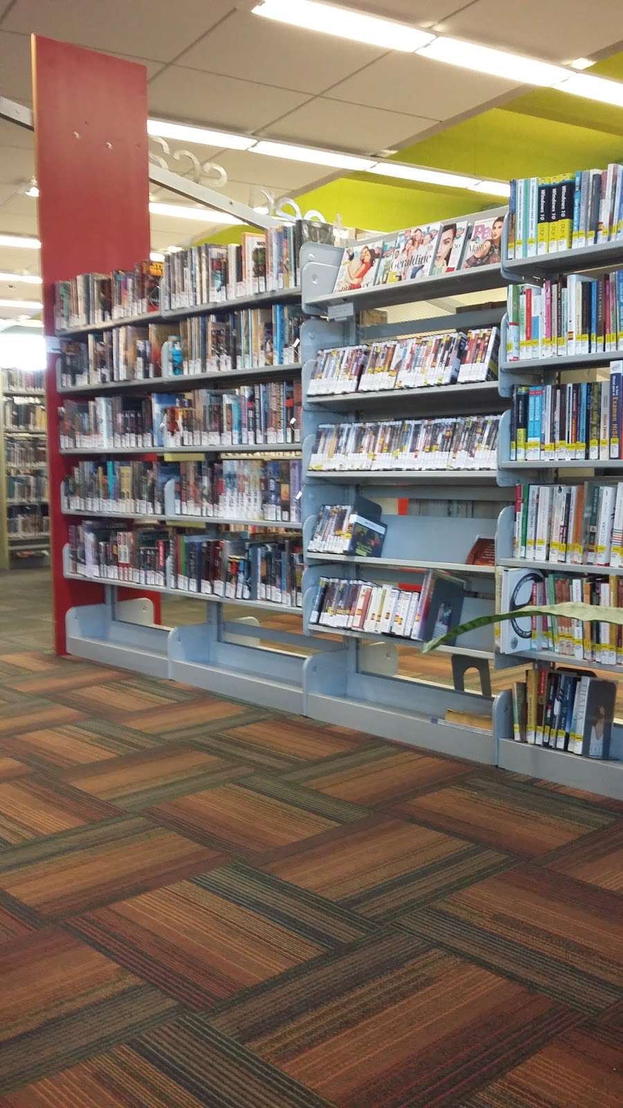 Saguaro Library | 2808 N 46th St, Phoenix, AZ 85008, USA | Phone: (602) 262-4636