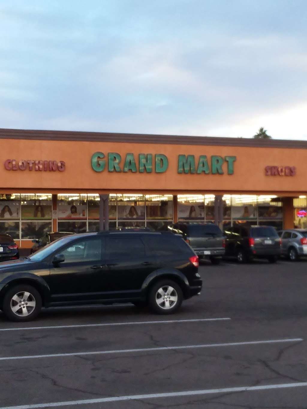 Grand Mart - Hair Store | 3446 W Camelback Rd, Phoenix, AZ 85017, USA | Phone: (602) 544-3302