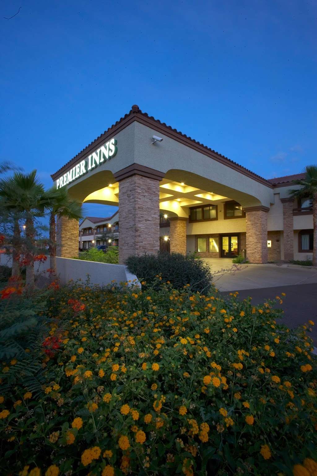 Premier Inns Tolleson | 8399 W Lynwood St, Tolleson, AZ 85353, USA | Phone: (623) 533-4660