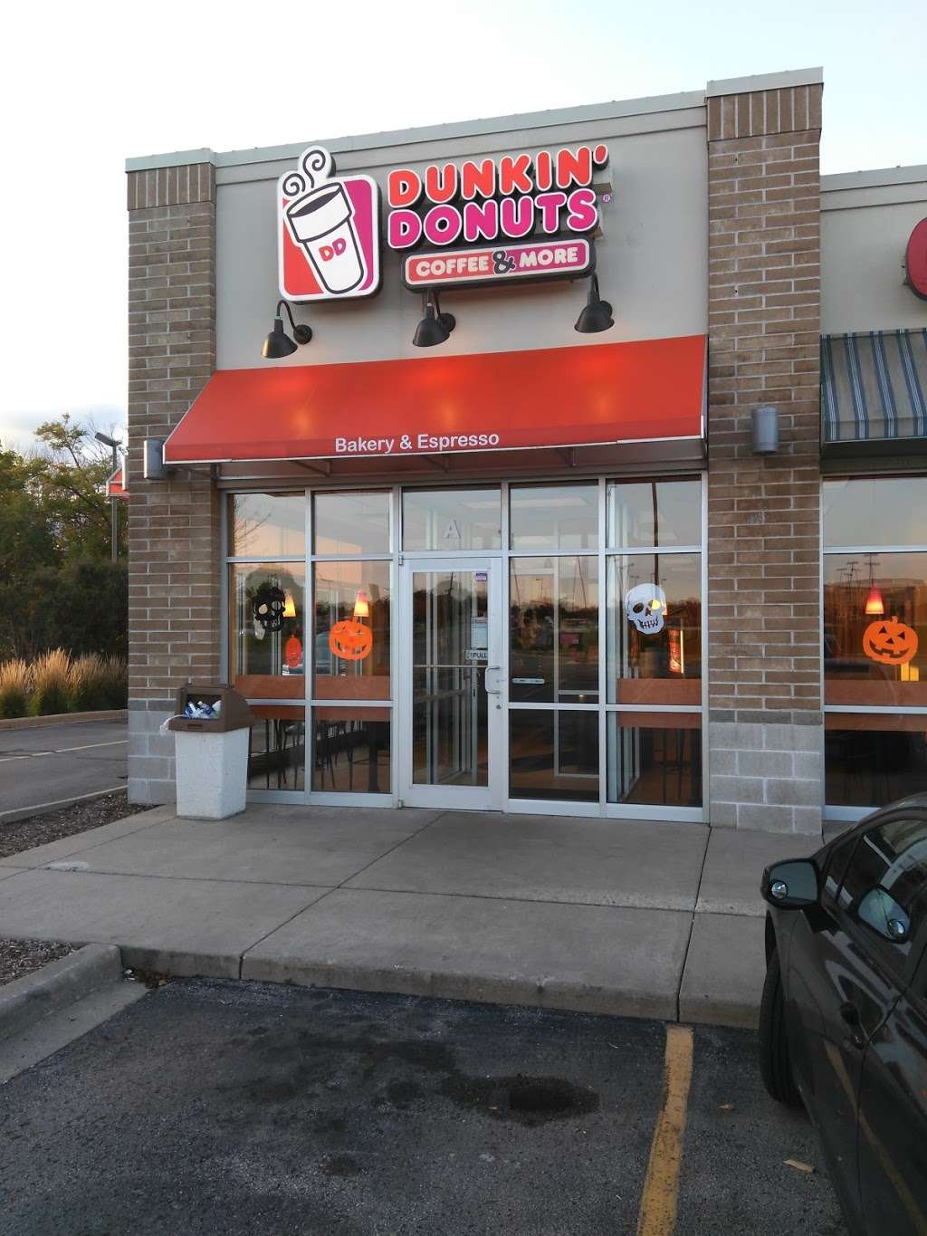 Dunkin | 2345 W Ryan Rd Ste A, Oak Creek, WI 53154, USA | Phone: (414) 761-5051