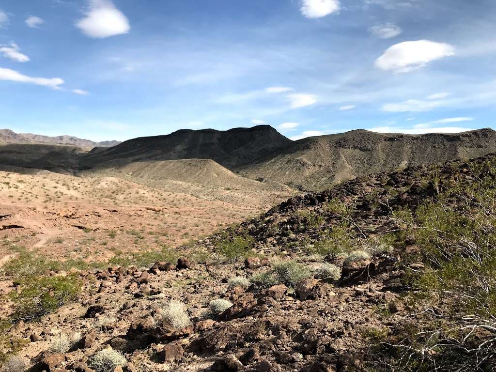 Arizona Hot Spring Parking / Liberty Bell Arch Parking / White R | US-93, Willow Beach, AZ 86445, USA