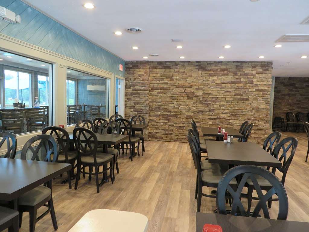The Cove at Lake Anna | 6320 Belmont Rd, Mineral, VA 23117 | Phone: (540) 854-7000
