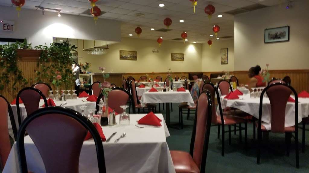 Hunan DLite Restaurant | 13263 Occoquan Rd, Woodbridge, VA 22191, USA | Phone: (703) 490-1688