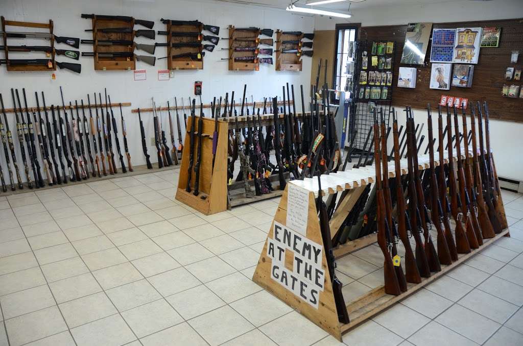 Bradis Guns | 6939 S Kentucky Ave, Camby, IN 46113, USA | Phone: (317) 856-8880