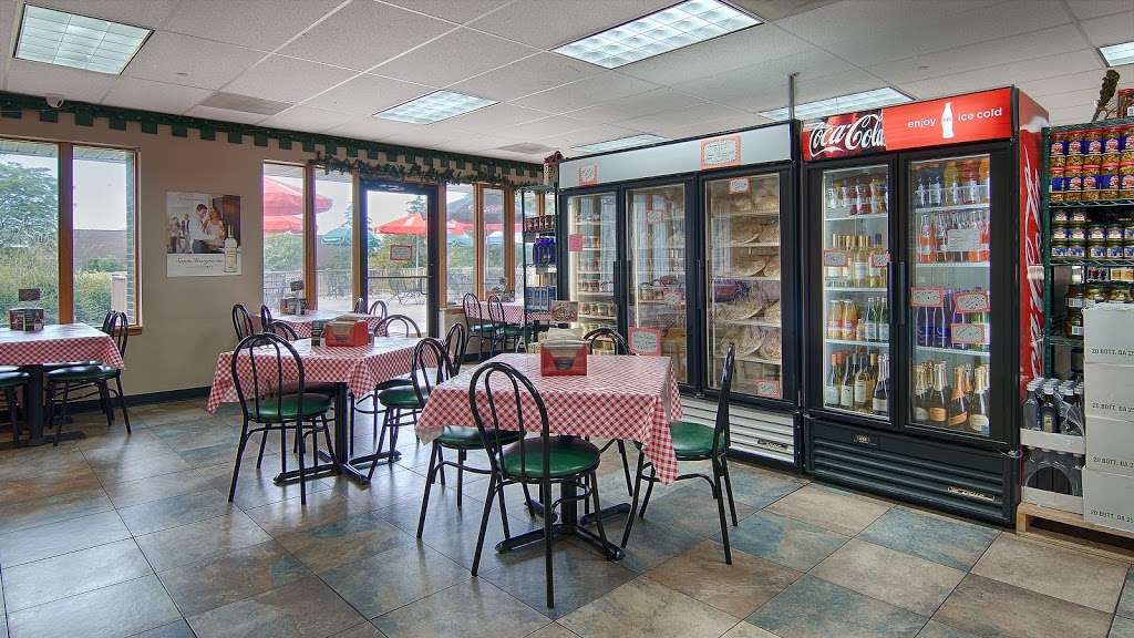 R&V Italian Market and Deli | 13801 W Laurel Dr, Lake Forest, IL 60045 | Phone: (847) 816-6468