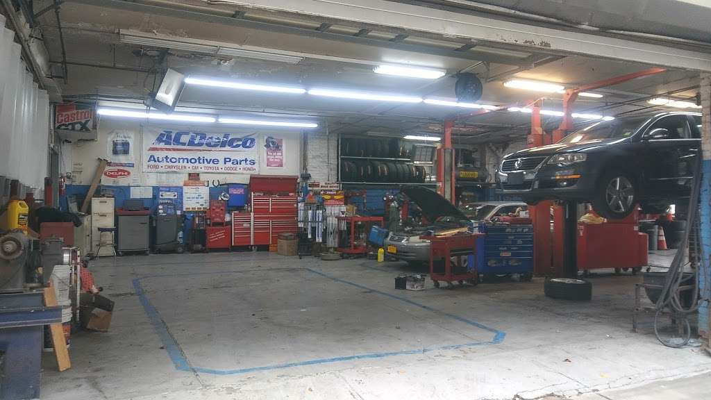 ICS Auto | 1216 McDonald Ave, Brooklyn, NY 11230, USA | Phone: (718) 951-0800