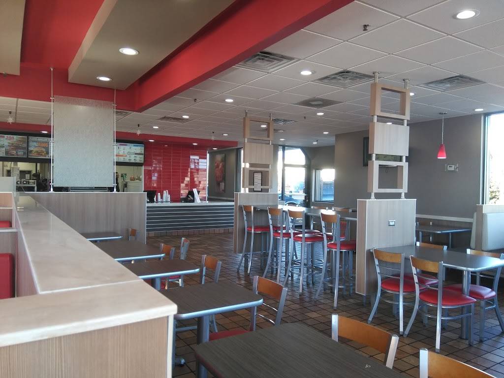 Burger King | 7409 S May Ave, Oklahoma City, OK 73159 | Phone: (405) 682-4608