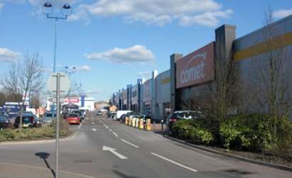 Halfords | 2, Gallows Corner Retail Park, Colchester Rd, Romford RM3 0AD, UK | Phone: 01708 347528