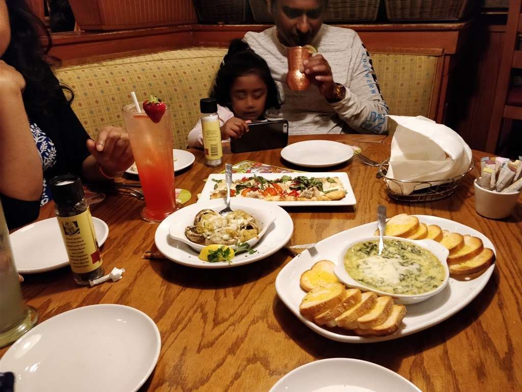 Olive Garden Italian Restaurant | 2314 NJ-38, Cherry Hill, NJ 08002 | Phone: (856) 414-0003