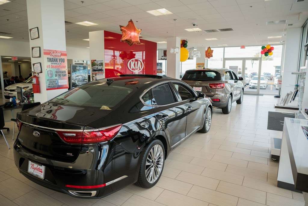 Napleton River Oaks Kia | 1951 River Oaks Dr, Calumet City, IL 60409 | Phone: (708) 888-1069