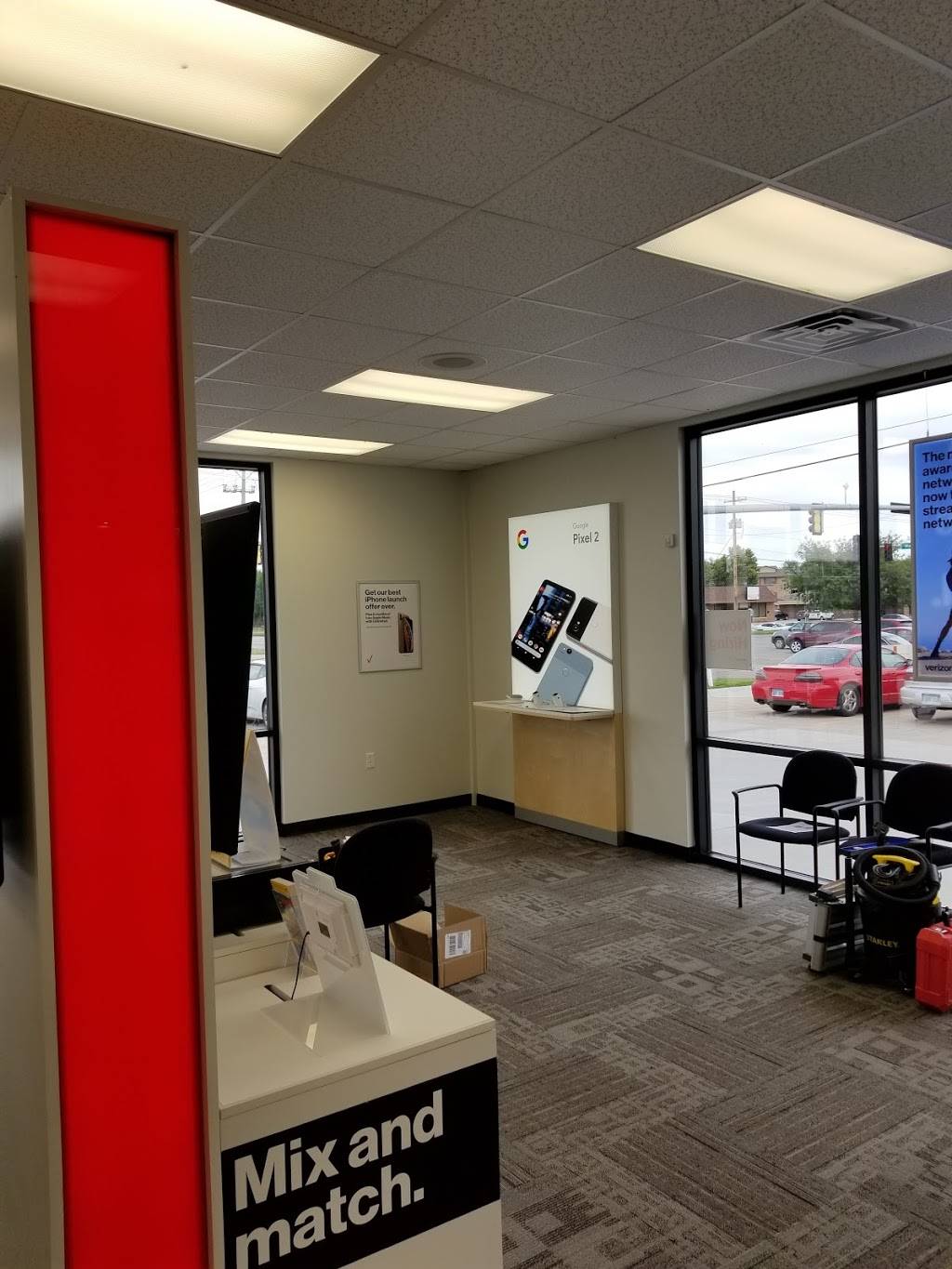 Verizon Authorized Retailer – Victra | 311 S Maize Rd, Wichita, KS 67209 | Phone: (316) 729-8200