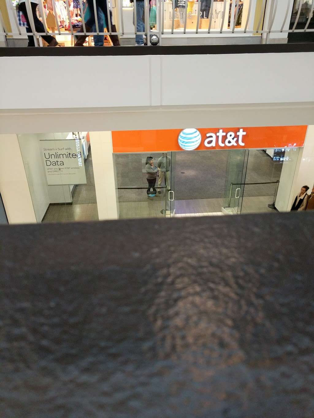 AT&T Store | 8005-L Tysons Corner Center, McLean, VA 22102, USA | Phone: (703) 834-2530