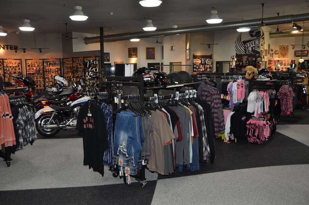 IndyWest Harley-Davidson | 6201 Cambridge Way, Plainfield, IN 46168, USA | Phone: (317) 279-0062