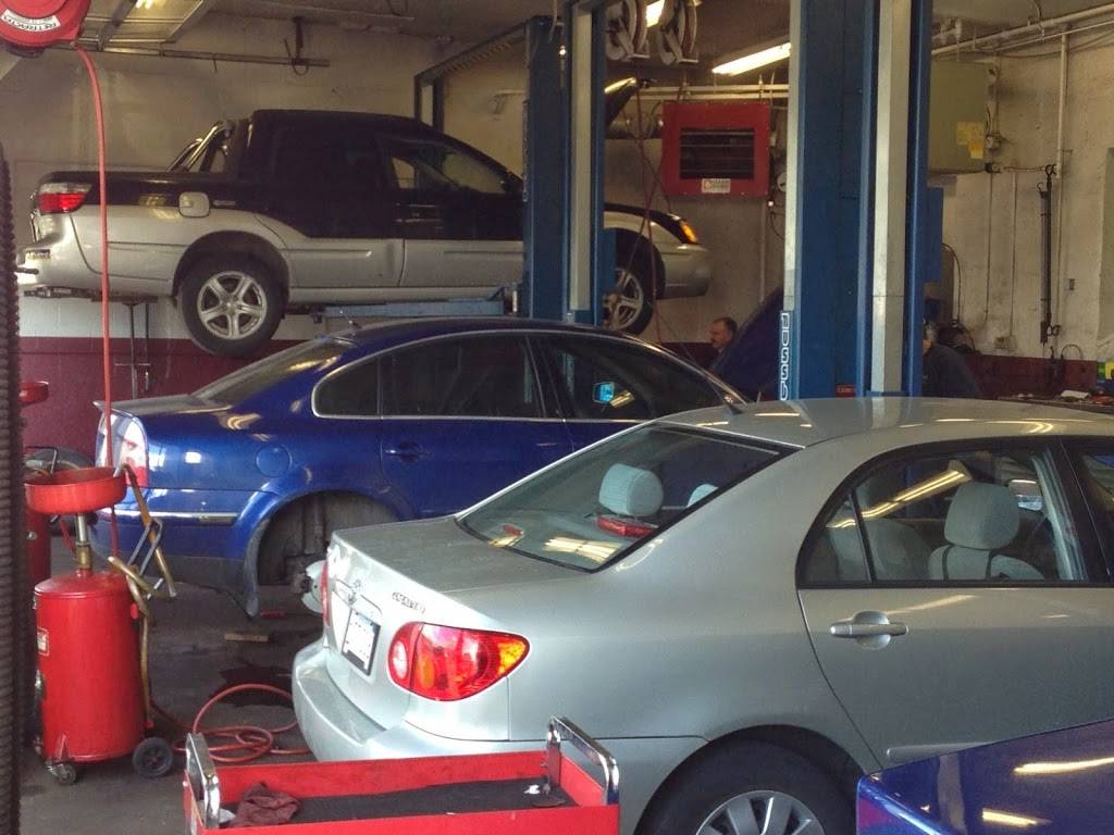 Advance Auto Center | 320 Watertown St, Newton, MA 02458, USA | Phone: (617) 964-2886