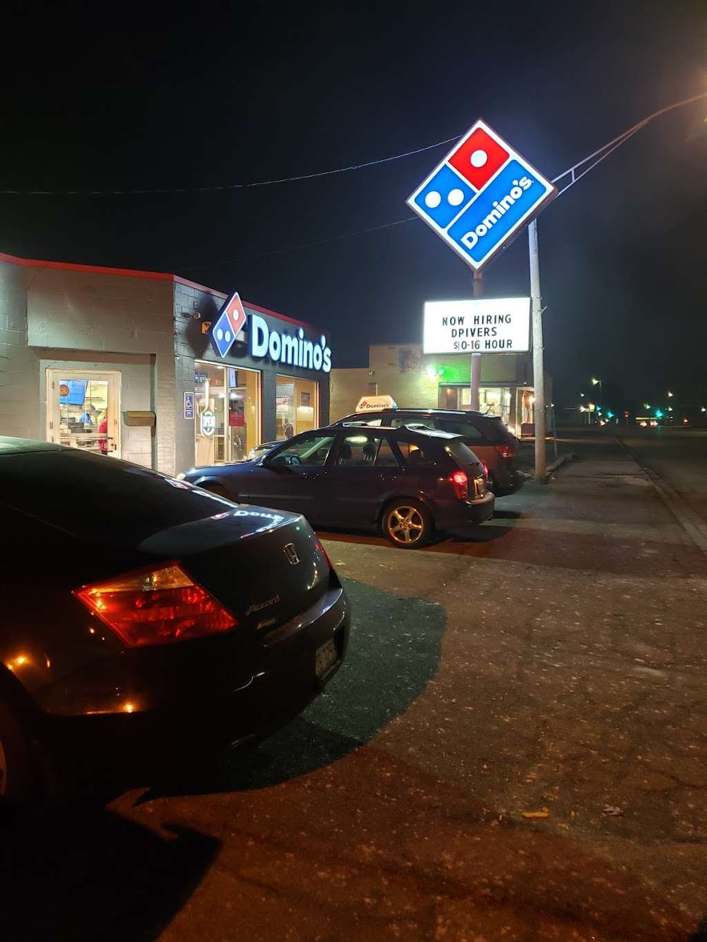 Dominos Pizza | 1735 E Maple St, Kankakee, IL 60901, USA | Phone: (815) 939-4400