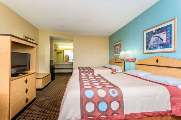 Super 8 by Wyndham Atlanta Northeast GA | 2822 Chamblee Tucker Rd, Atlanta, GA 30341, USA | Phone: (770) 676-1358