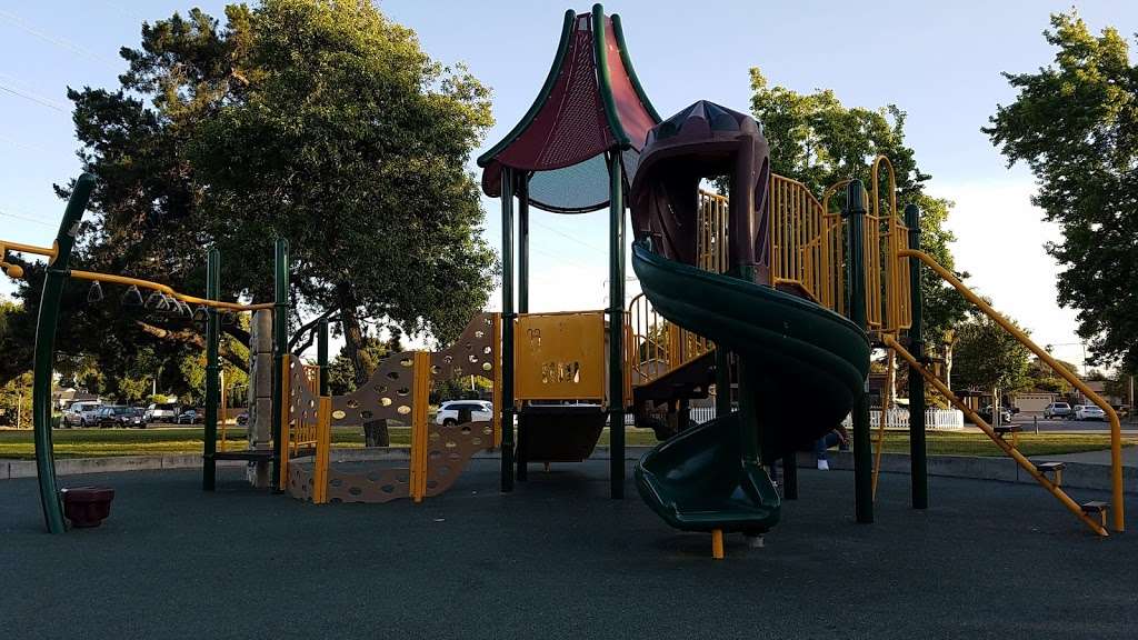Blacow Park | 40404 Sundale Dr, Fremont, CA 94538, USA | Phone: (510) 494-4300
